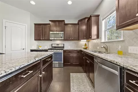 205 Foxborough Ln, Durham, NC 27703 photo 6