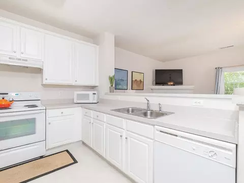 938 Cinnamon Dr, Durham, NC 27713 photo 5