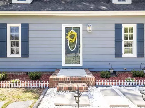 908 Olive St, Apex, NC 27502 photo 3
