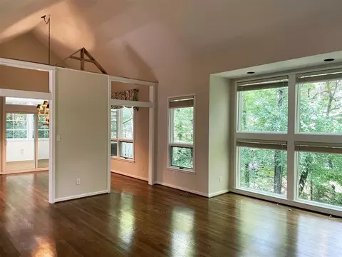 3905 Darby Rd, Durham, NC 27707 photo 2