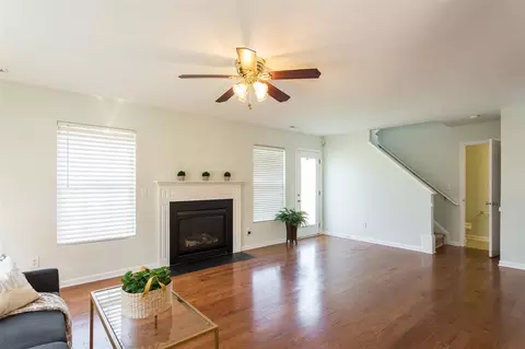 2006 Great Bend Dr, Durham, NC 27704 photo 6