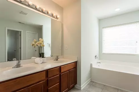 2006 Great Bend Dr, Durham, NC 27704 photo 17