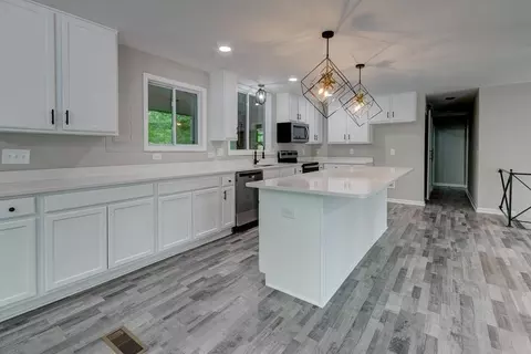 618 Bernice St, Durham, NC 27703 photo 8