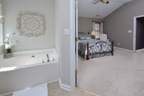 4613 Paces Ferry Dr, Durham, NC 27712 photo 19