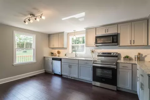 11 Zelko Ct, Durham, NC 27705 photo 7