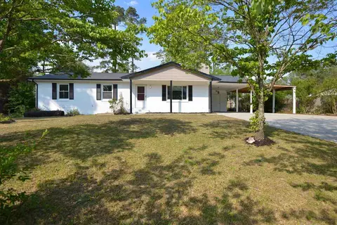 64 Crestview Pl, Spring Lake, NC 28390 photo 2