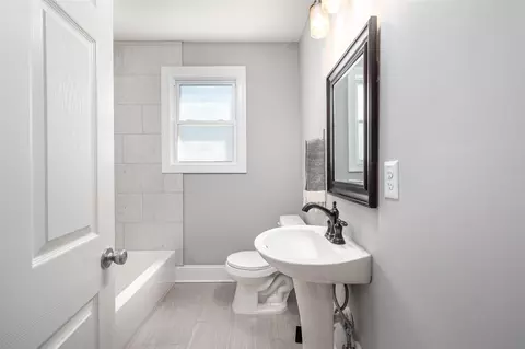 1912 Hart St, Durham, NC 27703 photo 9