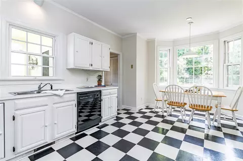 1702 Pineview St, Raleigh, NC 27608 photo 13