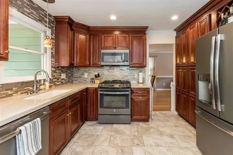 12 Fieldcrest Ct, Durham, NC 27713 photo 9