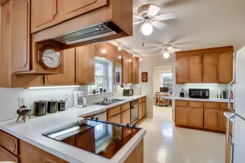 3220 Stoneybrook Dr, Durham, NC 27705 photo 13