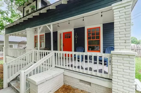 1011 Spruce St, Durham, NC 27701 photo 2