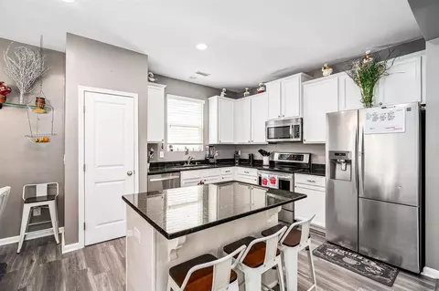 1208 Golden Eagle Dr, Durham, NC 27704 photo 9