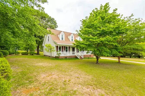 115 Brett Cir, Benson, NC 27504 photo 3
