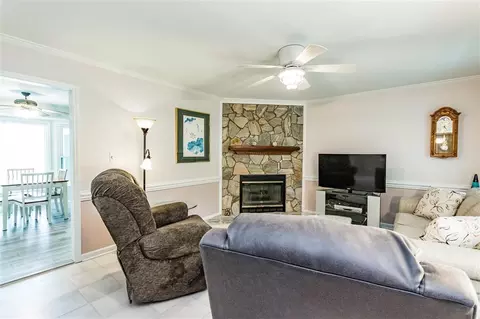 115 Brett Cir, Benson, NC 27504 photo 7