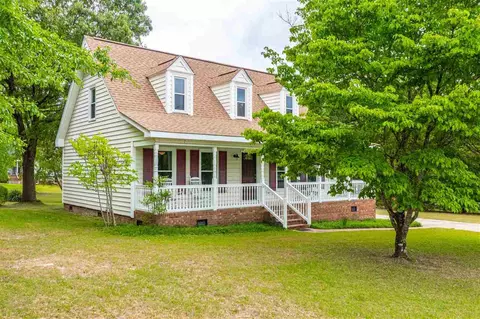 115 Brett Cir, Benson, NC 27504 photo 4
