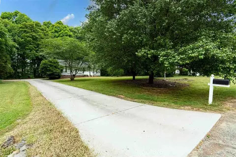 1603 Dogwood Ct, Stem, NC 27581 photo 5
