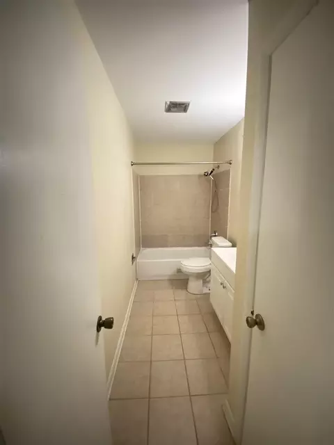 302 Omega Rd, Durham, NC 27704 photo 6