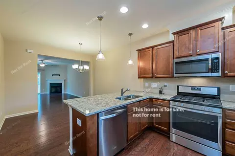 130 Churment Ct, Durham, NC 27703 photo 9
