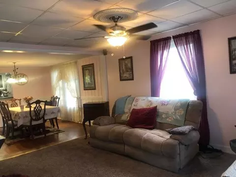 303 E F St, Erwin, NC 28339 photo 4