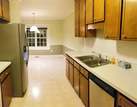133 Lansing Dr, Benson, NC 27504 photo 4