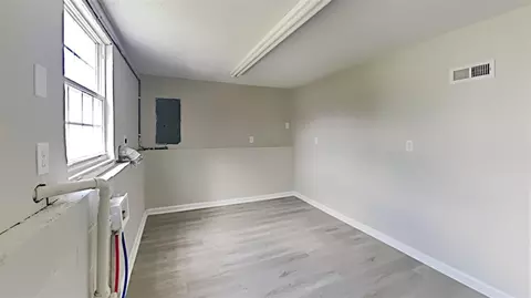 3 Saturn Ct, Durham, NC 27703 photo 5
