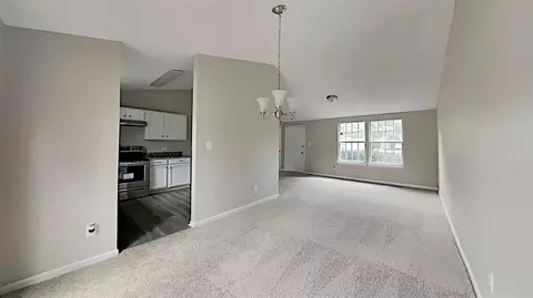 3 Saturn Ct, Durham, NC 27703 photo 3