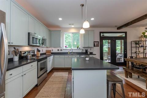 508 Ashburn Ln, Durham, NC 27703 photo 5