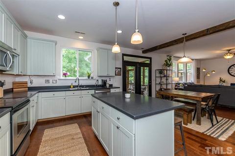 508 Ashburn Ln, Durham, NC 27703 photo 6