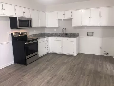 2523 Dearborn Dr, Durham, NC 27704 photo 3
