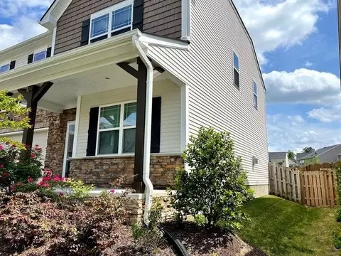 109 Peninsula Ct, Durham, NC 27703 photo 2