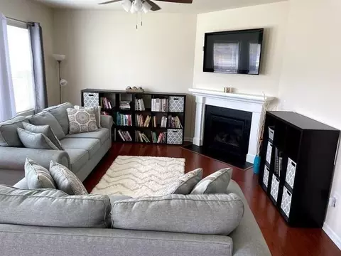 109 Peninsula Ct, Durham, NC 27703 photo 5