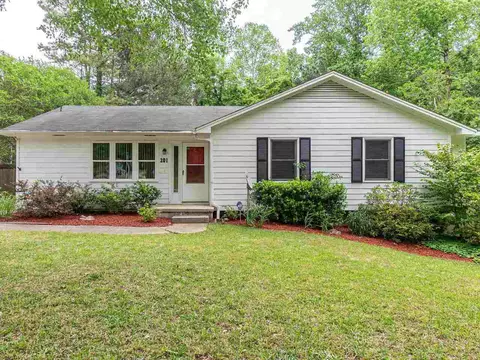201 Coachman Dr, Garner, NC 27529 photo 1