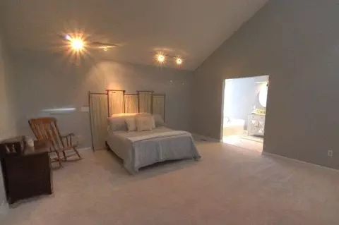 2015 Redding Ln, Durham, NC 27712 photo 8