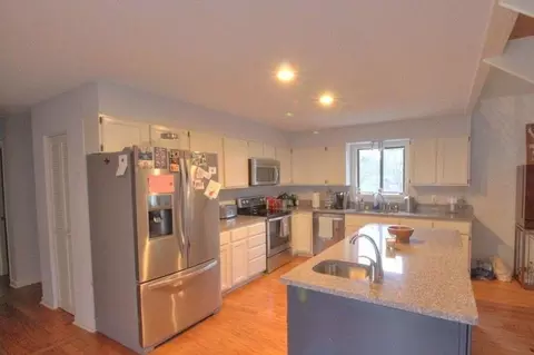 2015 Redding Ln, Durham, NC 27712 photo 6