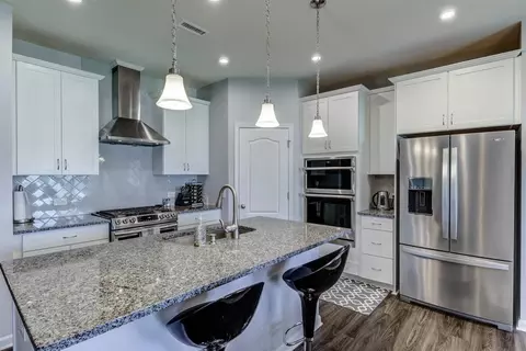 918 Lippincott Rd, Durham, NC 27703 photo 8