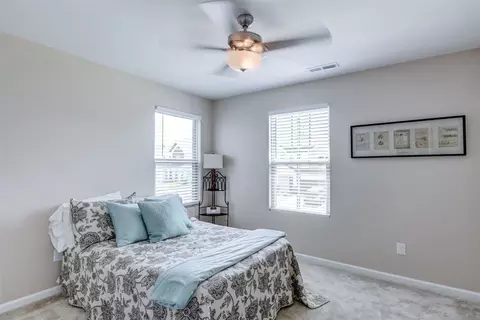 918 Lippincott Rd, Durham, NC 27703 photo 15