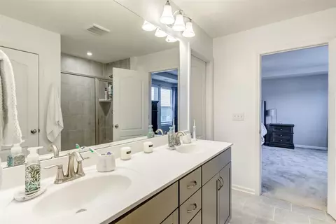 918 Lippincott Rd, Durham, NC 27703 photo 14