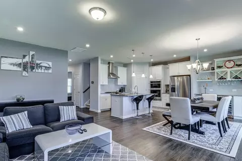 918 Lippincott Rd, Durham, NC 27703 photo 6