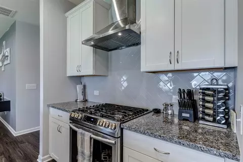 918 Lippincott Rd, Durham, NC 27703 photo 9