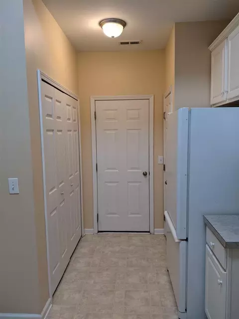 10405 Dapping Dr, Raleigh, NC 27614 photo 7