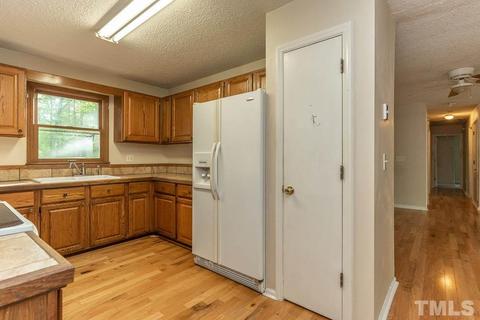3811 Michael Dr, Haw River, NC 27258 photo 9