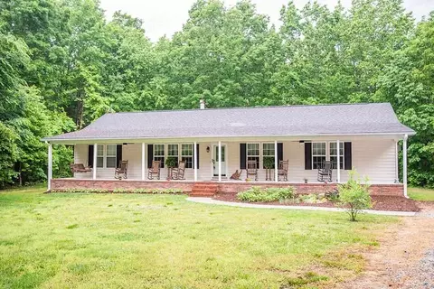 2317 Halifax Rd, Roxboro, NC 27573 photo 2