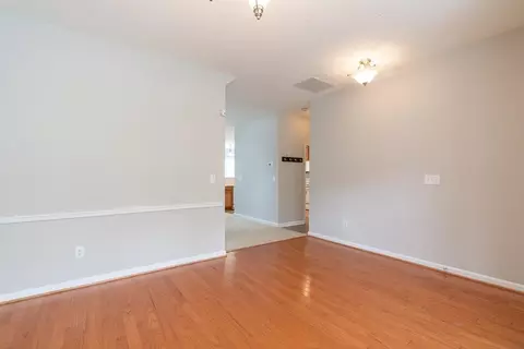 2106 Cedar Grove Dr, Durham, NC 27703 photo 4