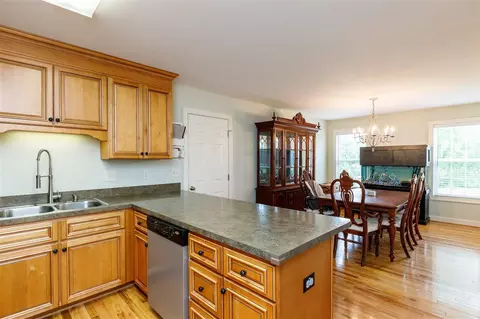 18 Gardner Lake Dr, Willow Spring, NC 27592 photo 10