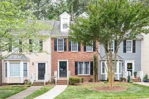 6025 Epping Forest Dr, Raleigh, NC 27613 photo 1