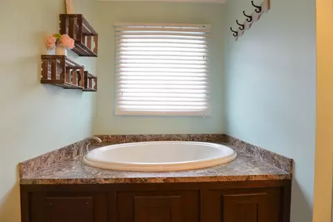 1634 Lynch Rd, Selma, NC 27576 photo 17
