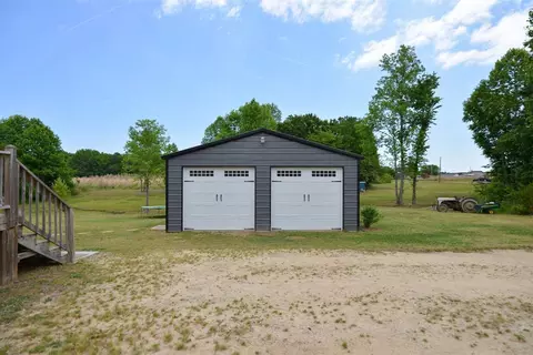 1634 Lynch Rd, Selma, NC 27576 photo 3