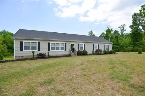 1634 Lynch Rd, Selma, NC 27576 photo 2