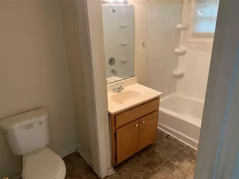 2407 Ashe St, Durham, NC 27703 photo 10