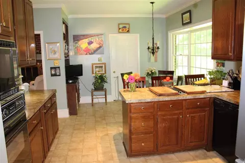 607 E Spring St, Oxford, NC 27565 photo 14